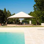 Semesterbostad Patrizia-luxury Mottola
